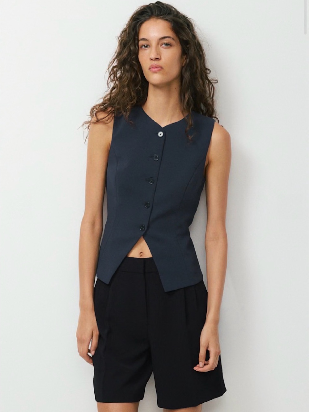 Aritzia Wilfred Regal Vest Crepette Dark Night Navy Size 16